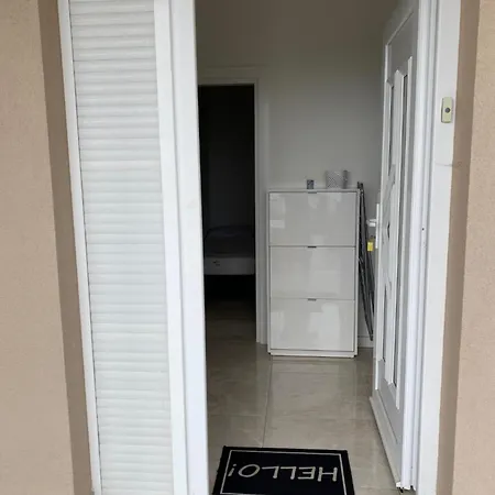 Apartament Mariva *