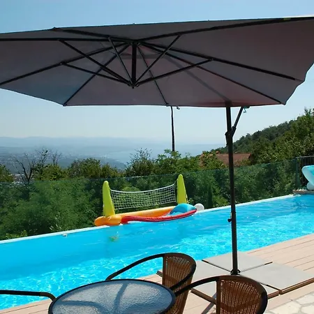 Apartament Mariva *