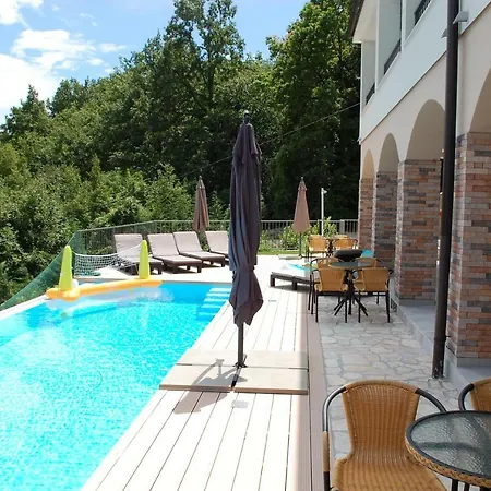 Apartament Mariva